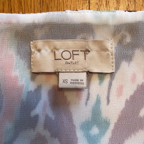 LOFT Blouse - Picture 14 of 15